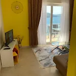 San 公寓 内乌姆