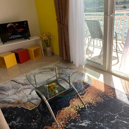 Apartment San *